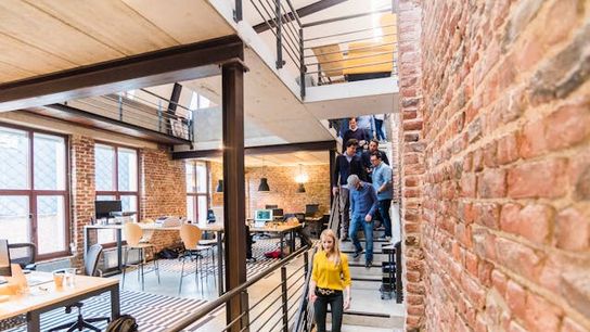 New Hampshire Maintains Low Unemployment Rate Amid National Trends (featured)